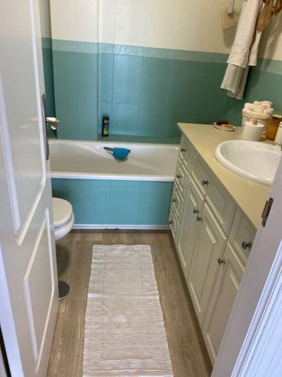 Image No.20-2 Bed Property for sale