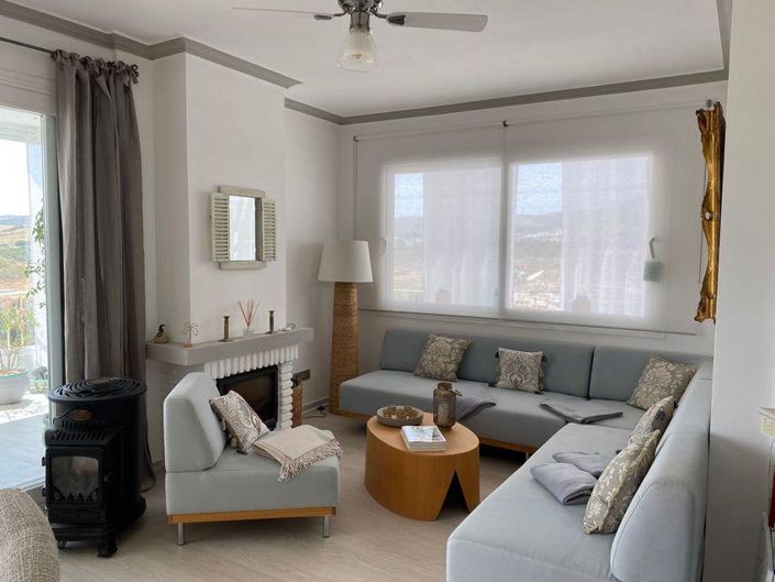 Image No.21-2 Bed Property for sale