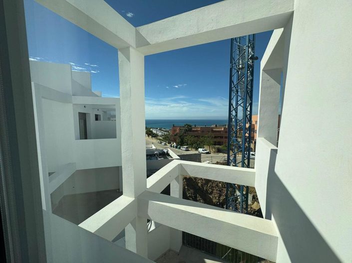 Image No.38-3 Bed Property for sale