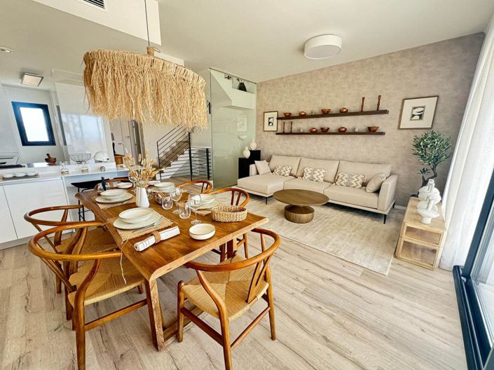 Image No.10-3 Bed Property for sale