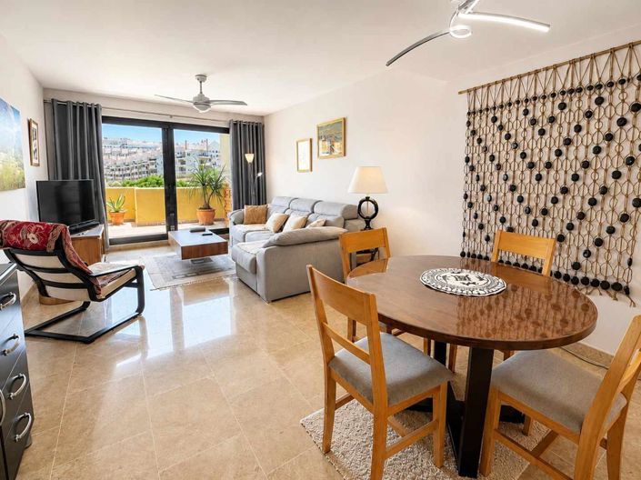 Image No.16-2 Bed Property for sale