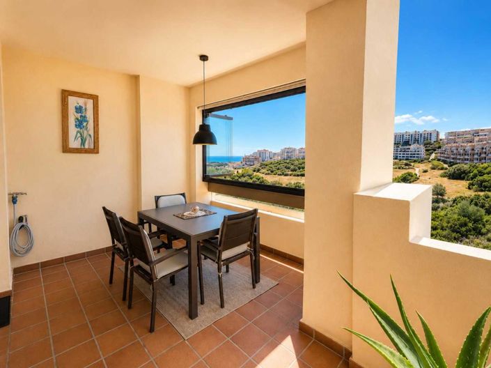 Image No.3-2 Bed Property for sale