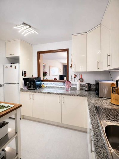 Image No.37-2 Bed Property for sale