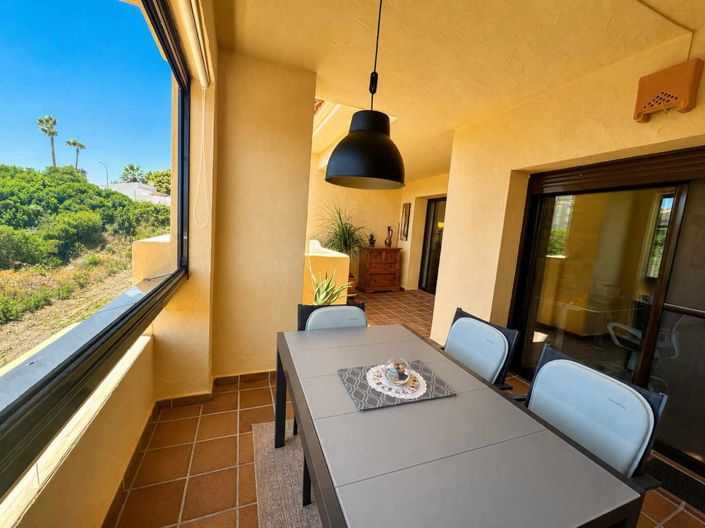 Image No.4-2 Bed Property for sale