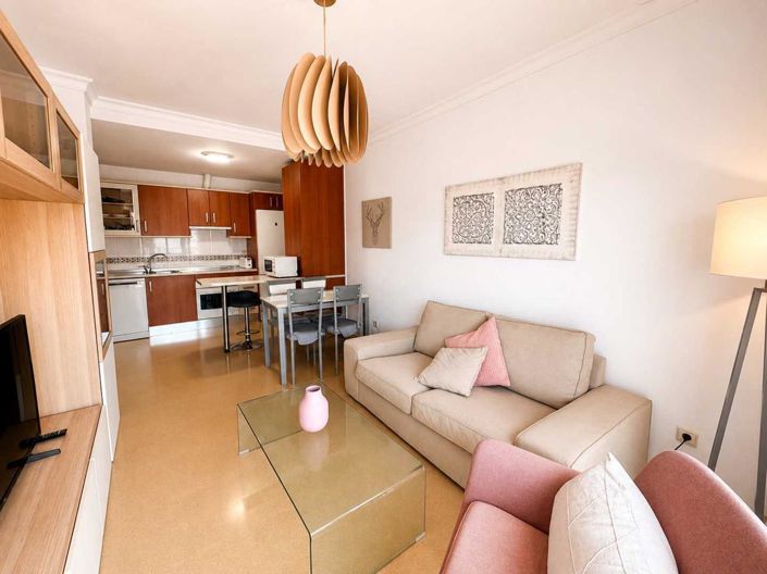 Image No.13-2 Bed Property for sale