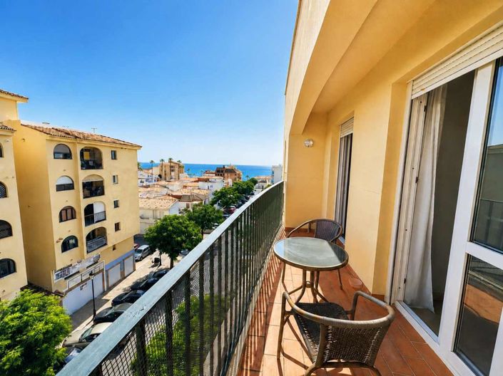 Image No.3-2 Bed Property for sale
