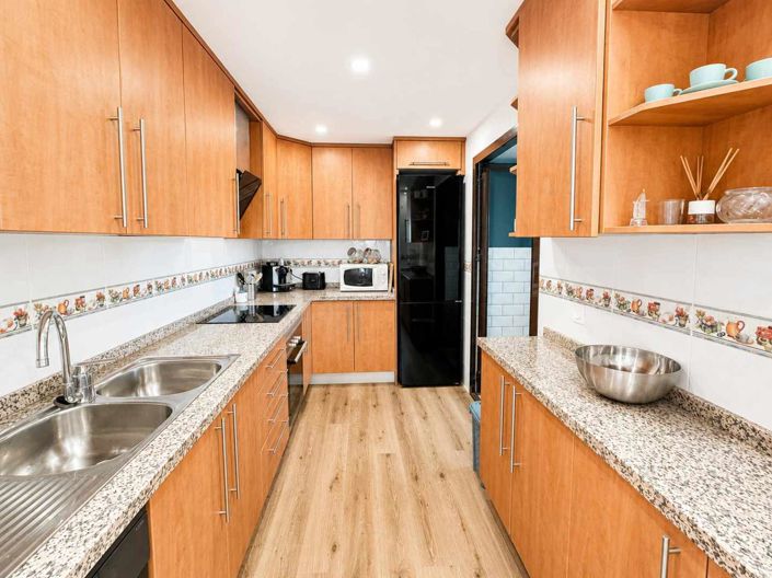Image No.52-3 Bed Property for sale