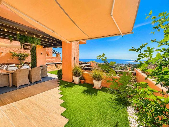 Image No.60-3 Bed Property for sale