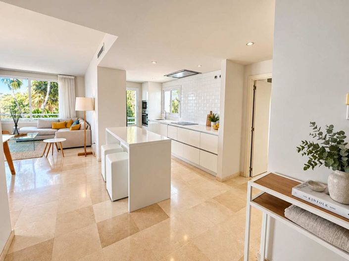 Image No.16-2 Bed Property for sale
