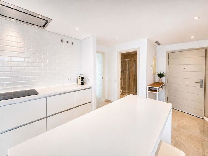 Image No.20-2 Bed Property for sale