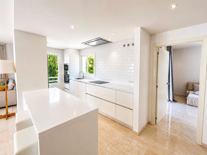Image No.23-2 Bed Property for sale