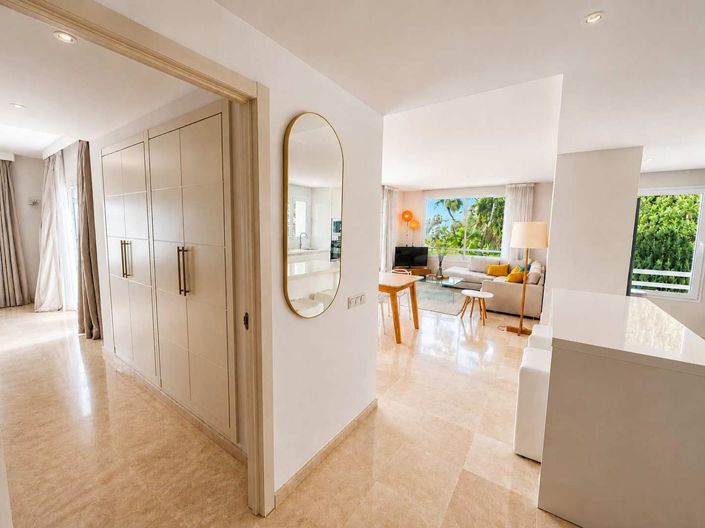 Image No.26-2 Bed Property for sale