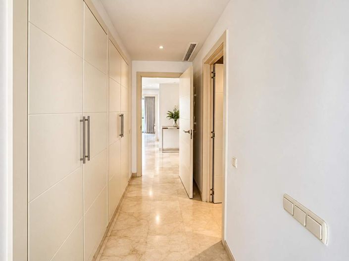 Image No.37-2 Bed Property for sale