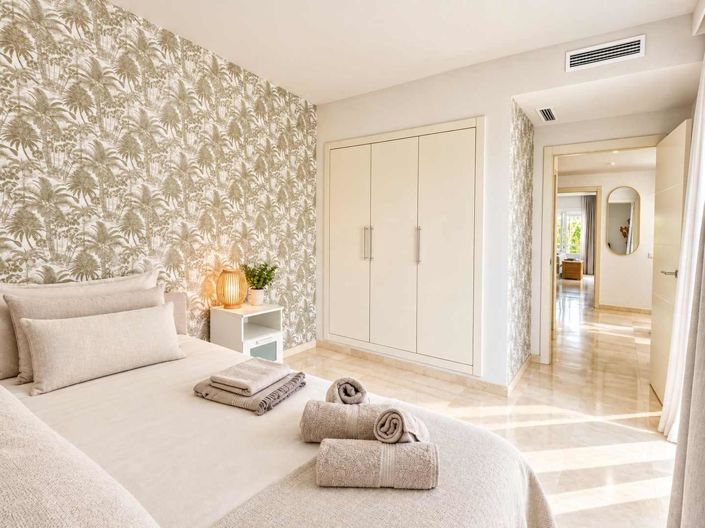 Image No.41-2 Bed Property for sale