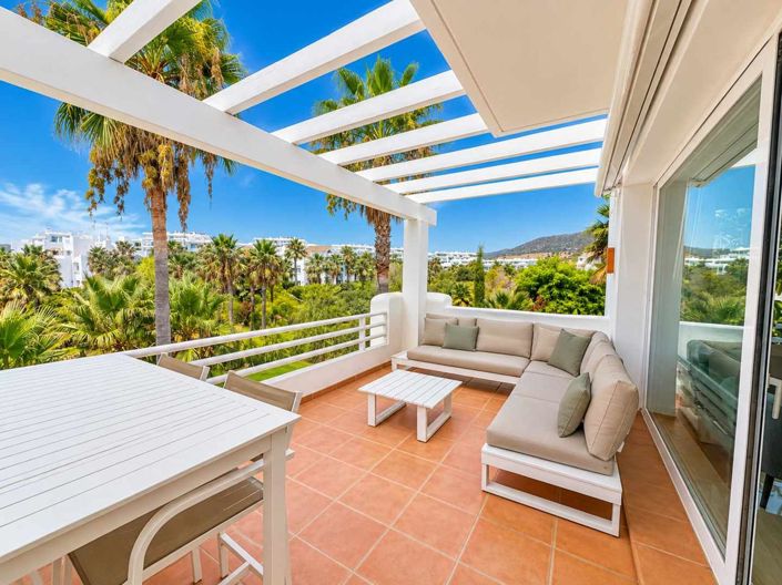 Image No.46-2 Bed Property for sale