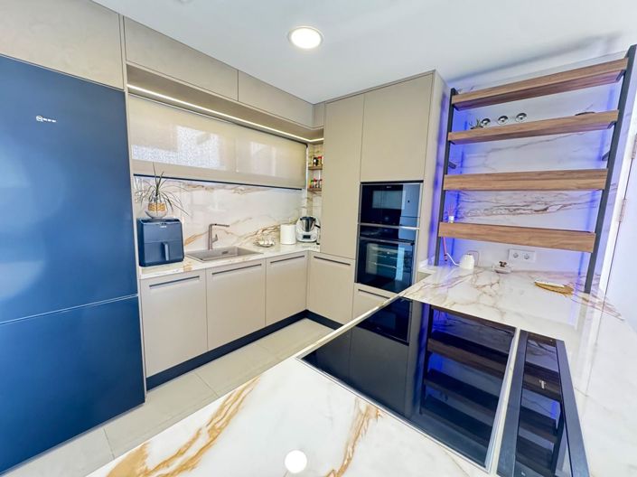 Image No.20-3 Bed Property for sale