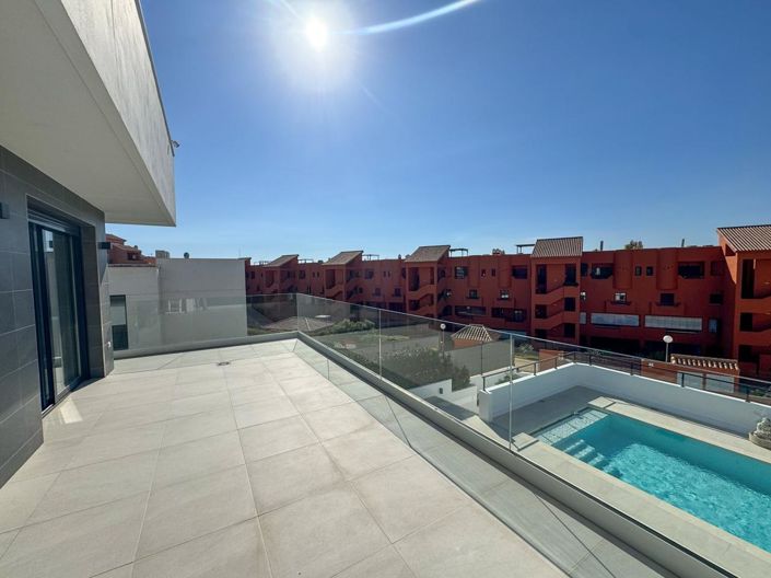 Image No.59-3 Bed Property for sale