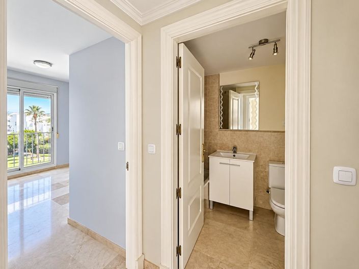 Image No.22-2 Bed Property for sale