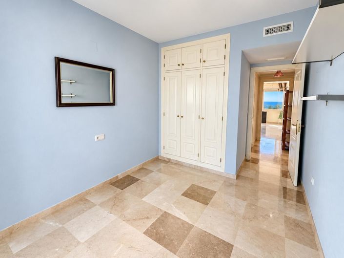 Image No.24-2 Bed Property for sale