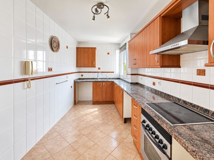Image No.31-2 Bed Property for sale