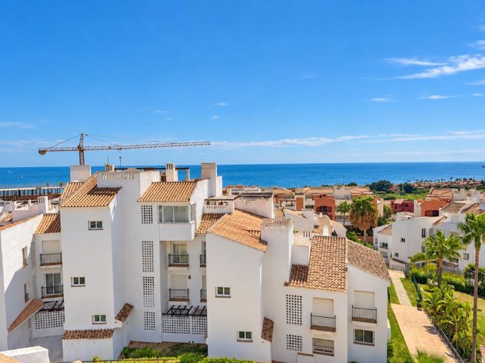 Image No.45-2 Bed Property for sale