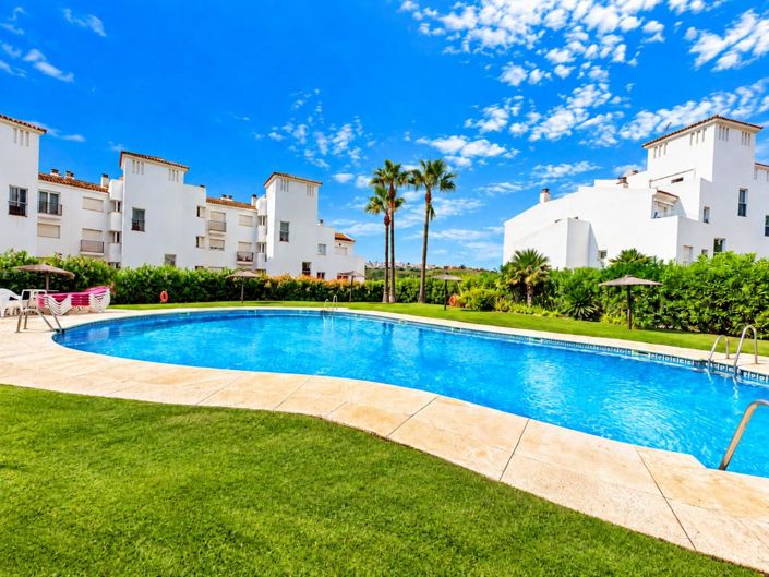 Image No.52-2 Bed Property for sale