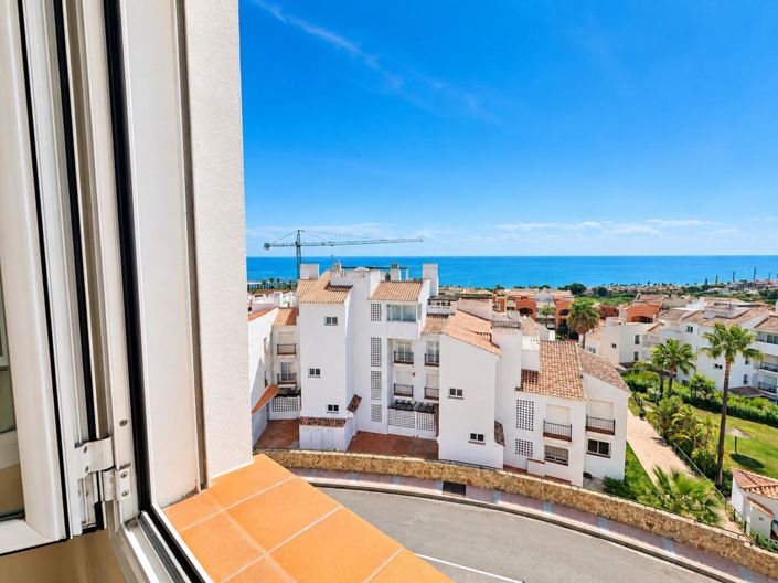 Image No.6-2 Bed Property for sale
