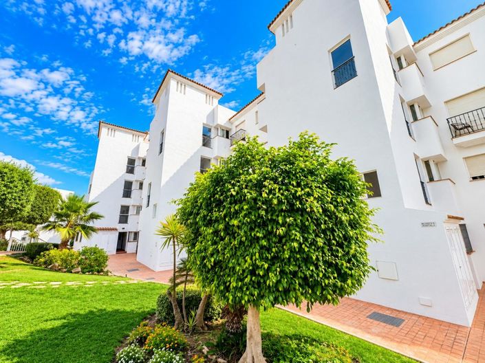 Image No.60-2 Bed Property for sale