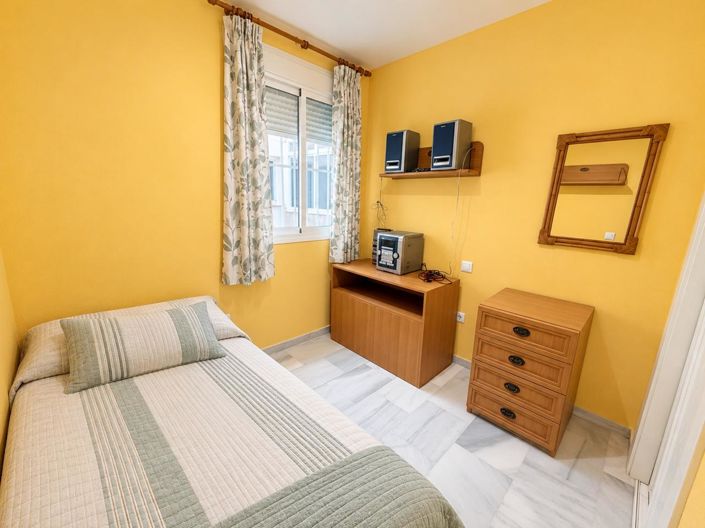 Image No.11-3 Bed Property for sale