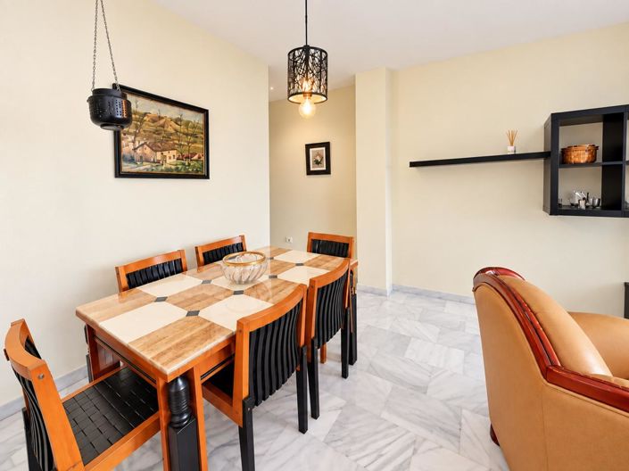 Image No.7-3 Bed Property for sale