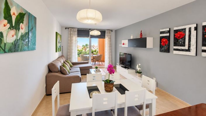 Image No.7-2 Bed Property for sale