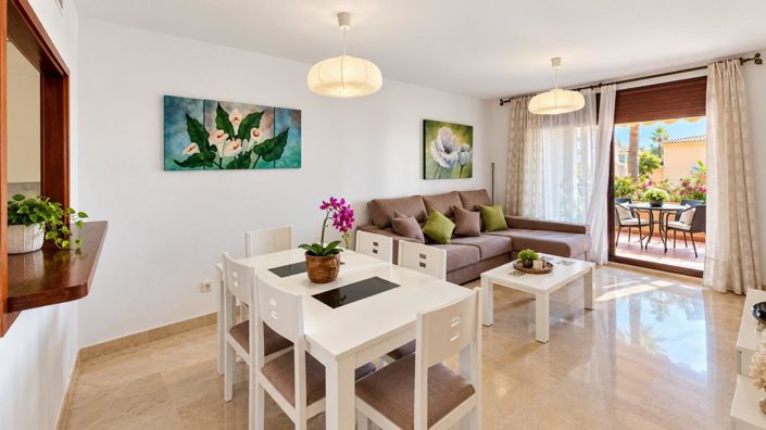 Image No.8-2 Bed Property for sale