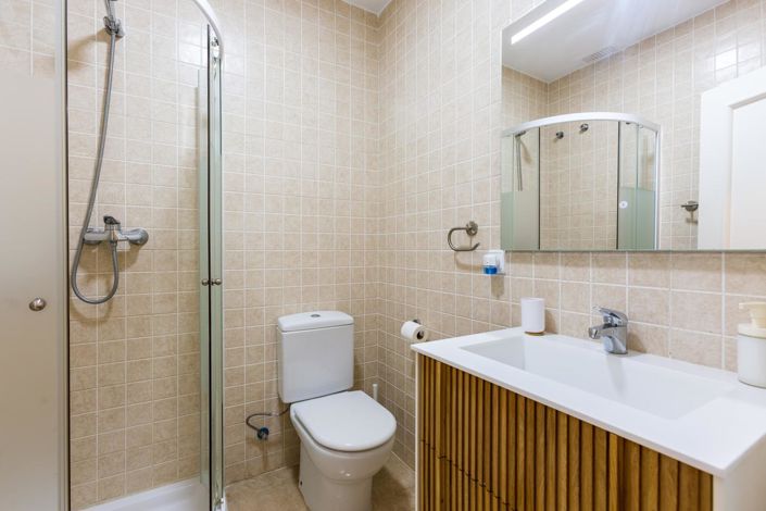Image No.18-3 Bed Property for sale