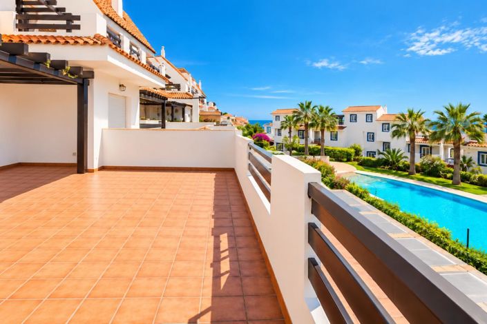 Image No.2-3 Bed Property for sale