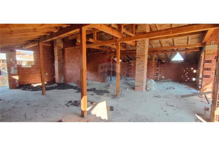 Image No.8-10 Bed House/Villa for sale
