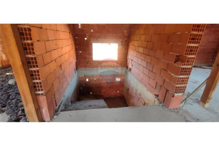 Image No.10-10 Bed House/Villa for sale
