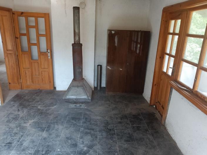 Image No.15-5 Bed Country House for sale