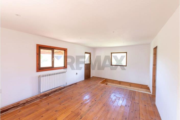 Image No.11-2 Bed Country House for sale