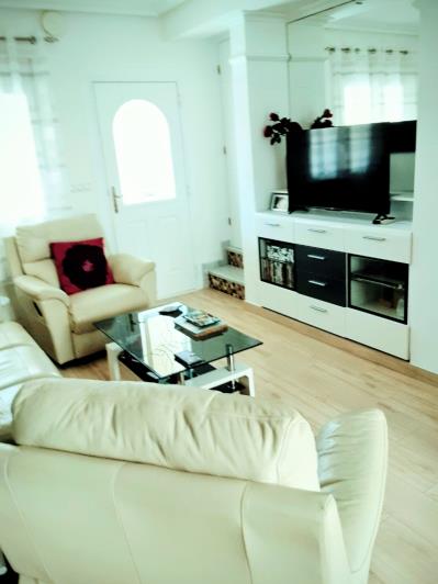 Image No.11-2 Bed Townhouse for sale