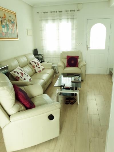 Image No.12-2 Bed Townhouse for sale