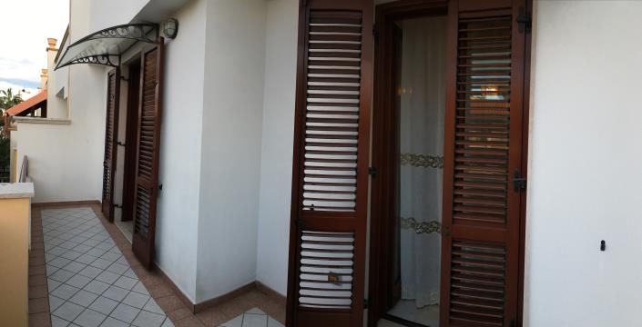 Image No.19-3 Bed Villa for sale