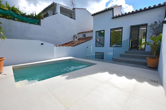 Image No.33-2 Bed Village House for sale