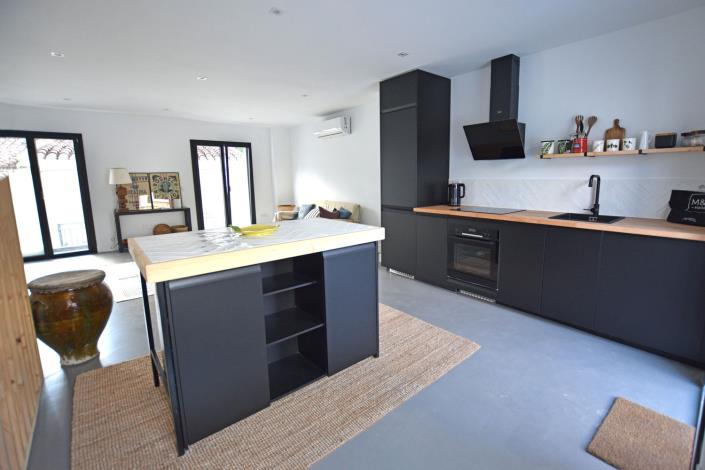 Image No.7-2 Bed Village House for sale
