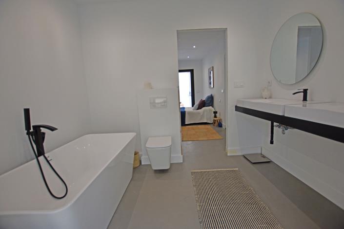 Image No.27-2 Bed Village House for sale