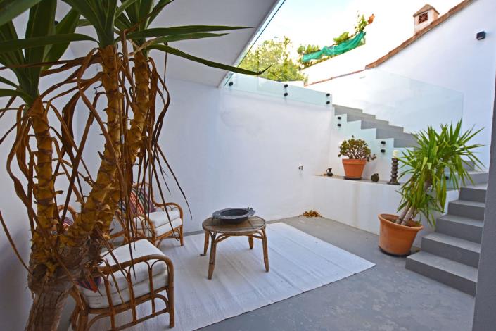 Image No.32-2 Bed Village House for sale