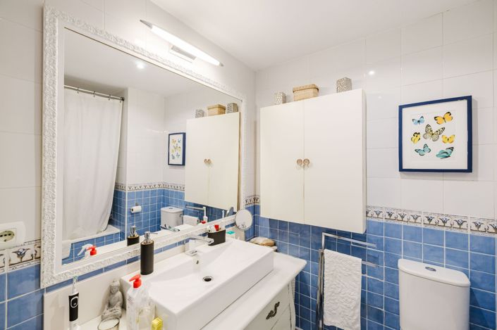 Image No.16-2 Bed Flat for sale