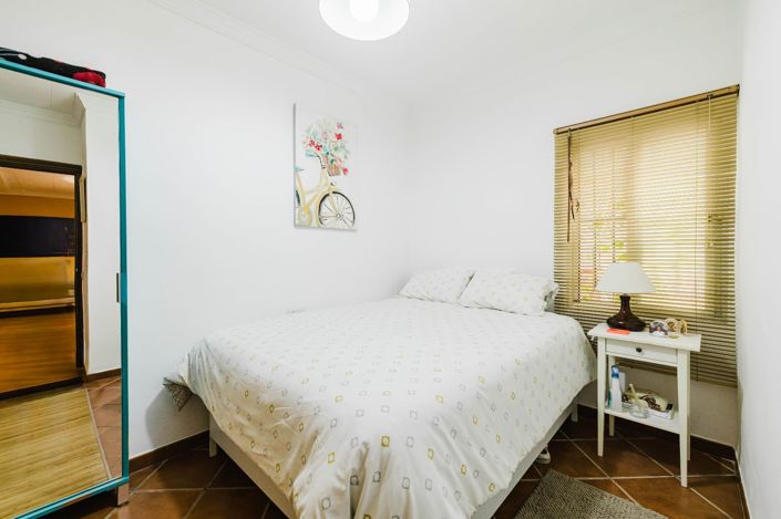 Image No.16-4 Bed Townhouse for sale