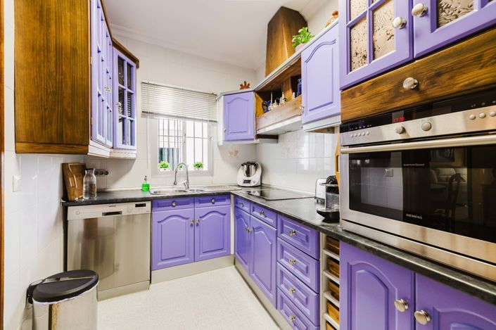 Image No.24-4 Bed Townhouse for sale