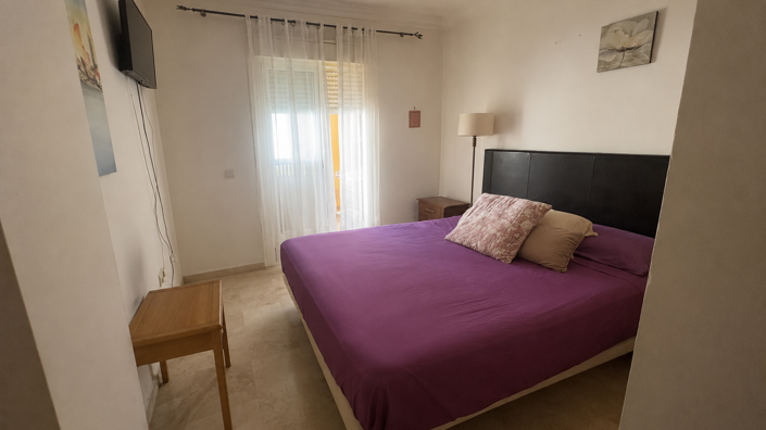 Image No.4-2 Bed Flat for sale