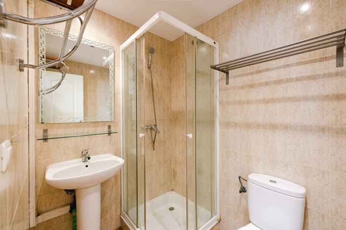 Image No.17-3 Bed Apartment for sale